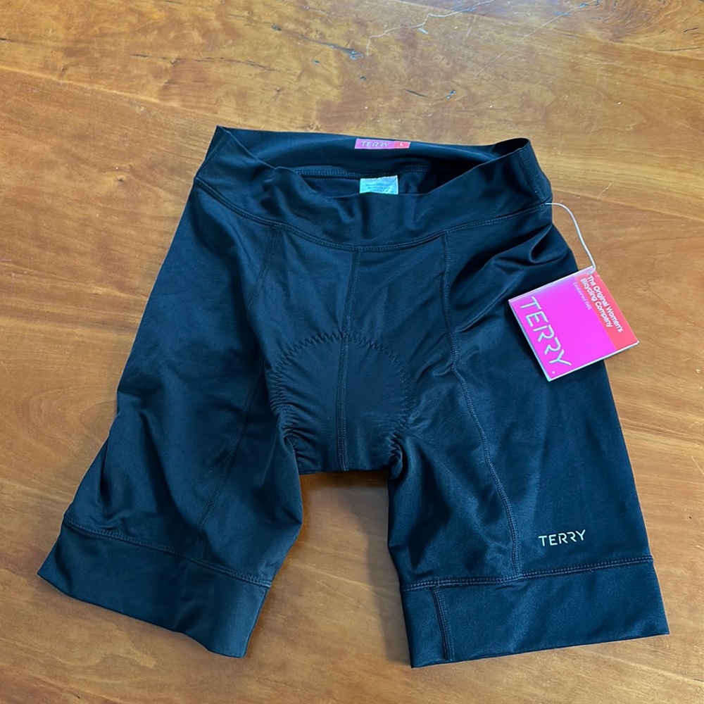 Terry Women’s Bike shorts. Size large.